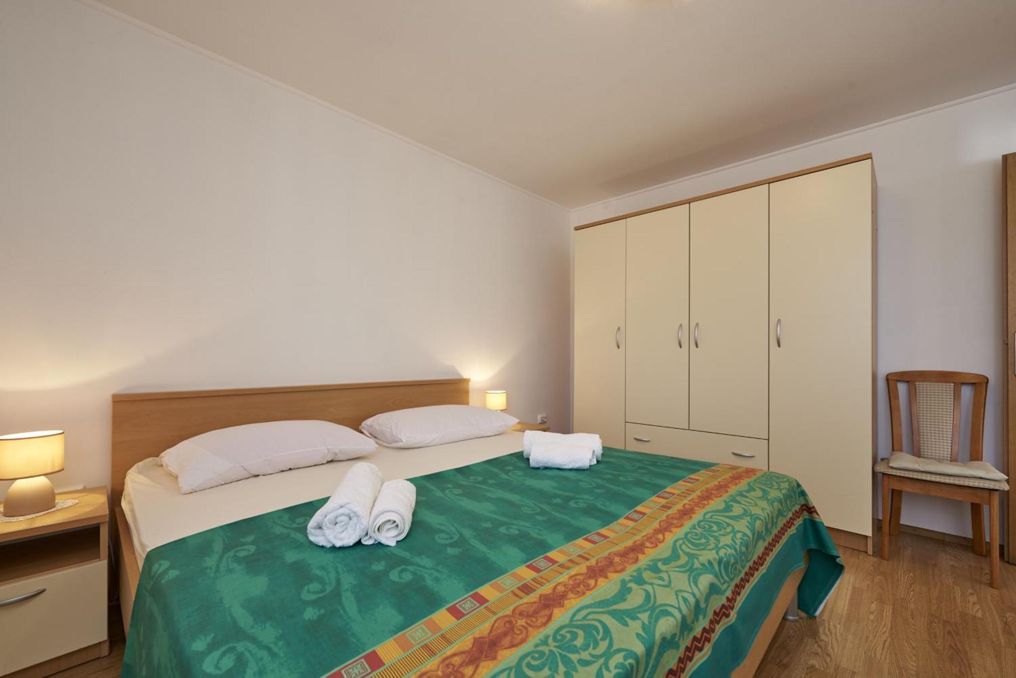 Apartments By The Sea Slatine, Ciovo - 15504 Habitación foto